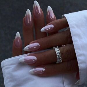 24pc Press On Nail Set from the Nail Bar 💅